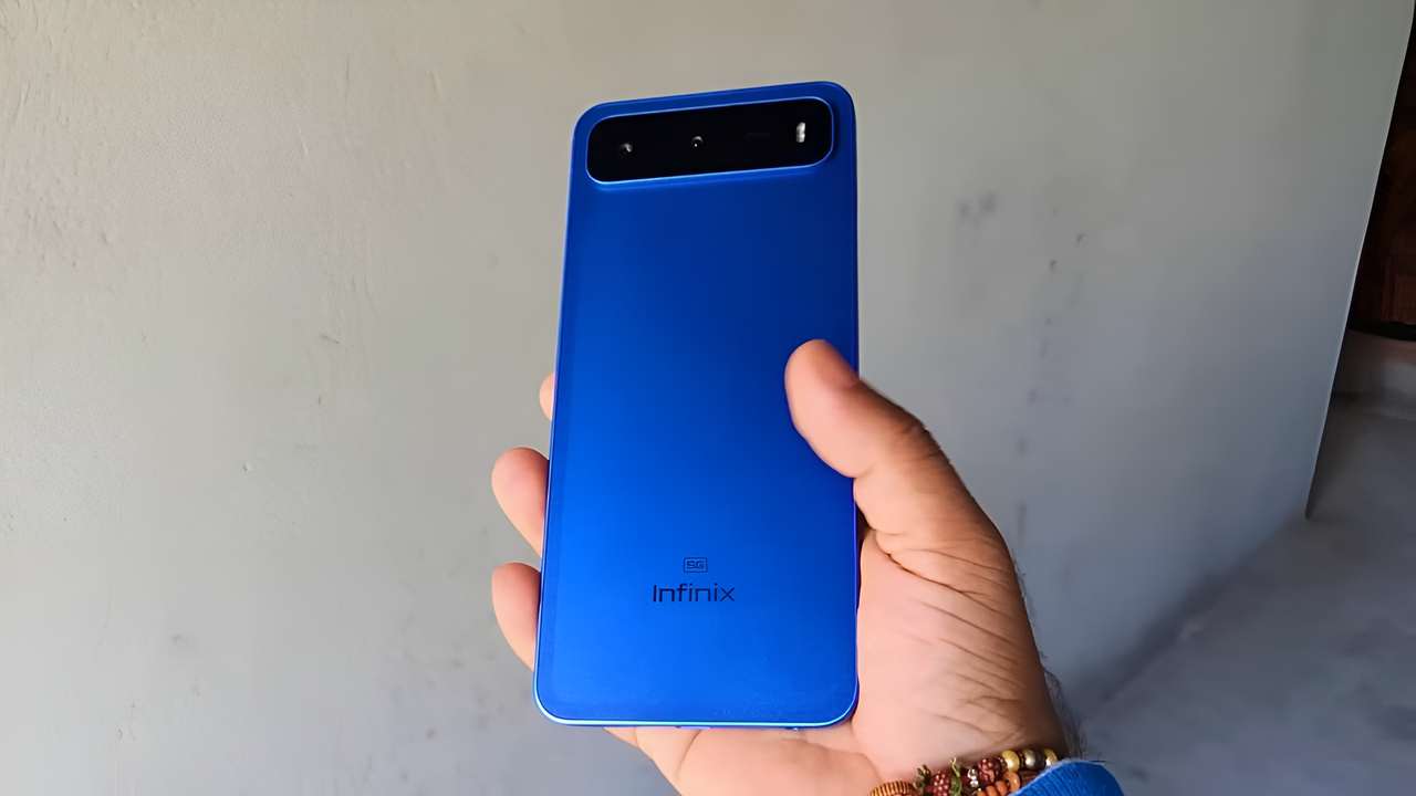 आज ही लेकर आये Infinix Hot 60i 5G शानदार फ़ोन 6,000 mAh बैटरी AI-फीचर्स सेल्फी कैमरा
