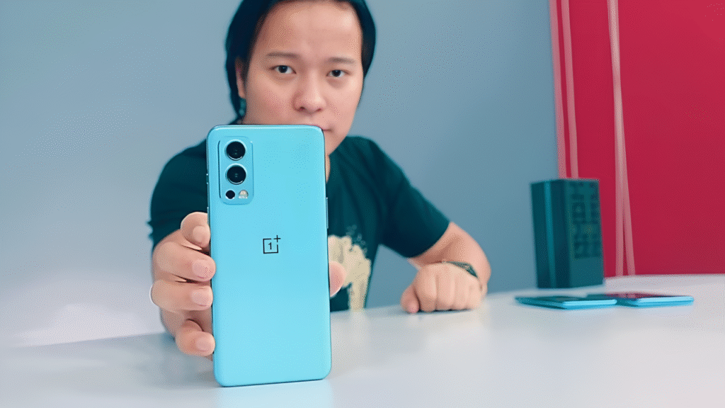 लड़कियों के लिए लेकर आया Oneplue nord 2 pro 5G शानदार स्मार्ट फ़ोन HDR10+ सपोर्ट IMX766 मुख्य कैमरा ड्यूल स्पीकर्स के साथ