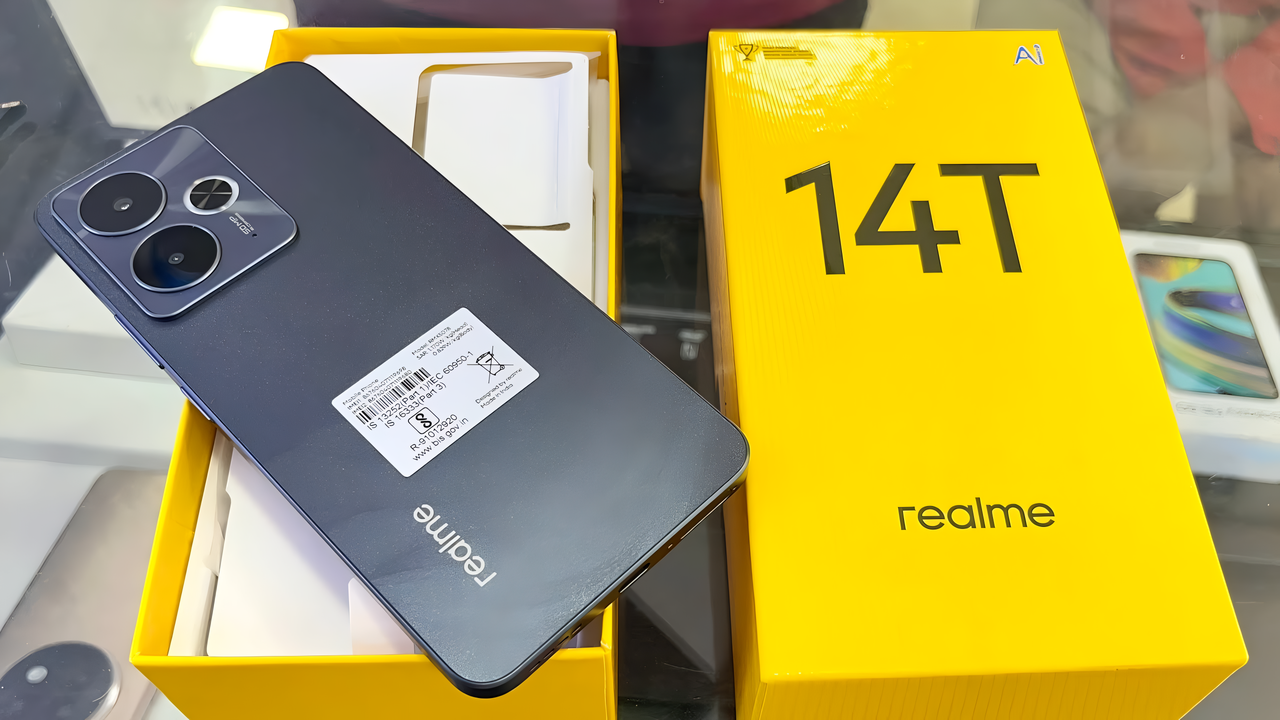 आप ही खरीदे वाटरप्रूफ स्मार्ट फ़ोन Realmi 14T 5G Ultra Volume इसकी एक खास बात ब्लू लाइट आंखों पर कम खिंचाव मात्र ₹5999 देखा खरीदे