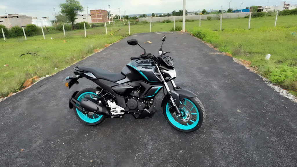 धसू लुक लेकर आया Yamaha FZ-S FI 2025 एयर कूल्ड टॉप स्पीड 115 km/h ब्लूटूथ कनेक्टिविटी सबसे खास बात Google Maps 2 धसू लुक लेकर आया Yamaha FZ-S FI 2025 एयर कूल्ड टॉप स्पीड 115 km/h ब्लूटूथ कनेक्टिविटी सबसे खास बात Google Maps