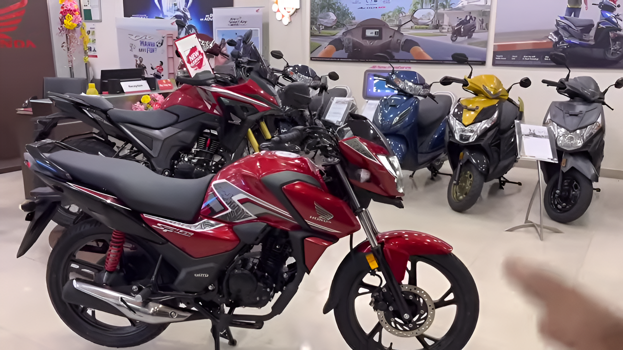 Honda SP 125 New Model 2025 हर भारतीय का पहली पसंद बना शानदार फीचर्स ताबड़तोड़ लुक 80kmpl रेंज 1 Honda SP 125 New Model 2025 हर भारतीय का पहली पसंद बना शानदार फीचर्स ताबड़तोड़ लुक 80kmpl रेंज