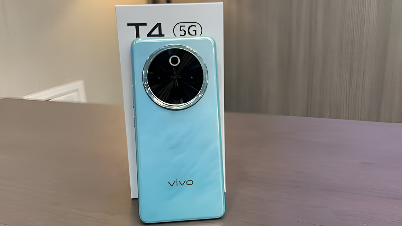लड़को या लड़कियों के लिए Vivo ने एक बार फिर दिल को छूने वाला स्मार्टफोन लाया 20GB + 3TB स्टोरेज 7300 mAh 2 लड़को या लड़कियों के लिए Vivo ने एक बार फिर दिल को छूने वाला स्मार्टफोन लाया 20GB + 3TB स्टोरेज 7300 mAh